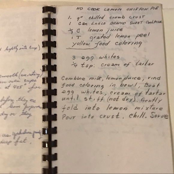 VINTAGE 1976 Foods for the Modern Family Workbook - Picture 8 of 11